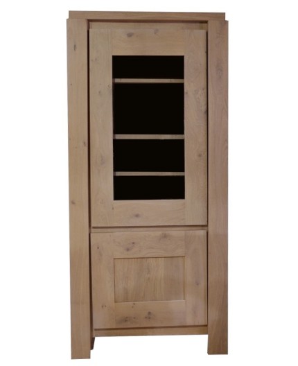 Homme debout 2 portes