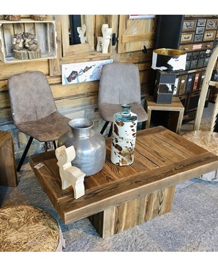 table basse en vieux bois